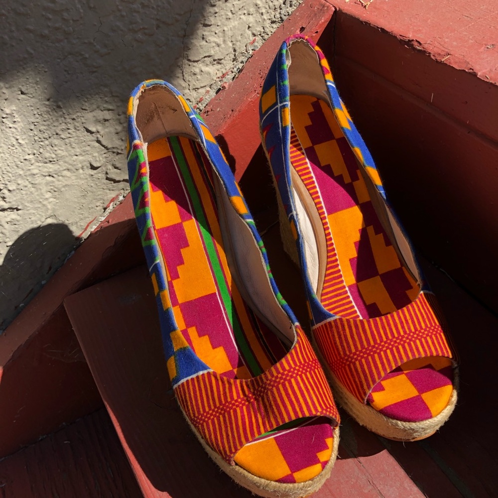 Women High Heel Shoe ( Kente Fabric)